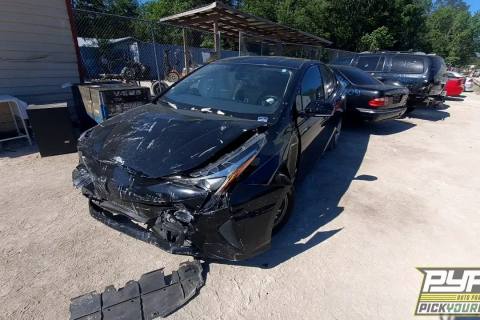 Photo of 2016 Toyota Prius