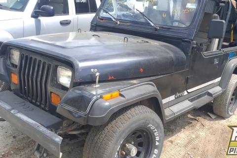 Photo of 1994 Jeep Wrangler
