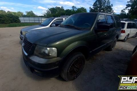 Photo of 2003 Ford Expedition