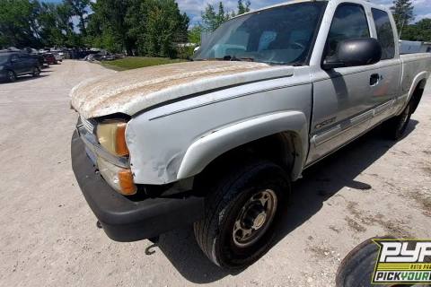 Photo of 2004 Chevrolet Silverado 2500 Hd