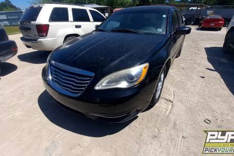 Photo of 2014 Chrysler 200