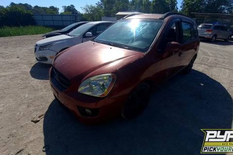 Photo of 2007 Kia Rondo