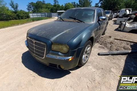 Photo of 2005 Chrysler 300