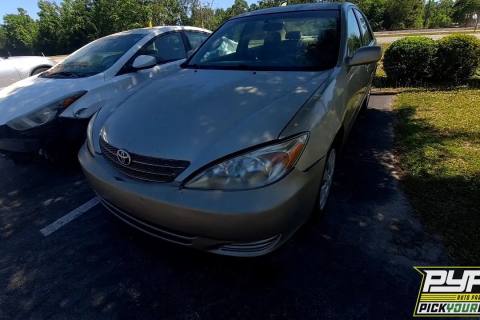 Photo of 2004 Toyota Camry