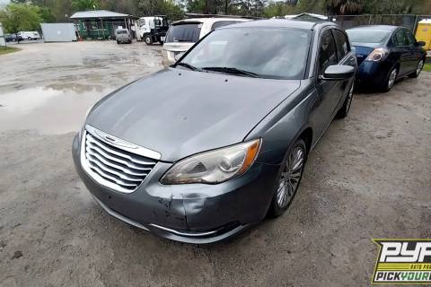 Photo of 2012 Chrysler 200