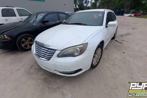 Photo of 2012 Chrysler 200
