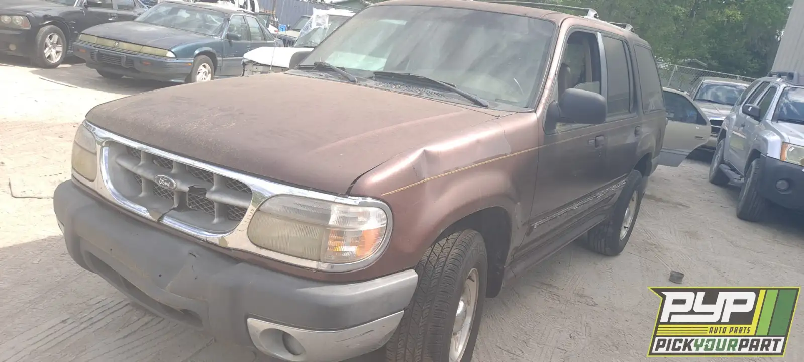 Photo of 1999 Ford Explorer