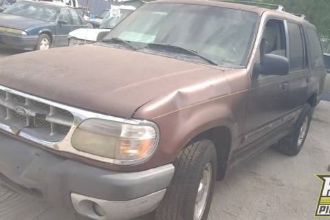 Photo of 1999 Ford Explorer