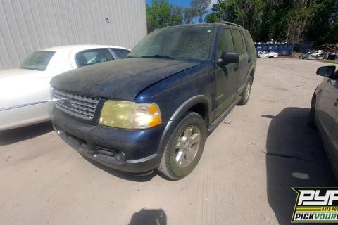 Photo of 2004 Ford Explorer