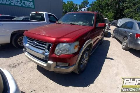 Photo of 2010 Ford Explorer