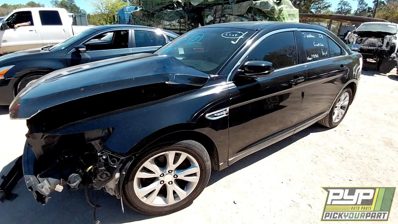 Photo of 2015 Ford Taurus