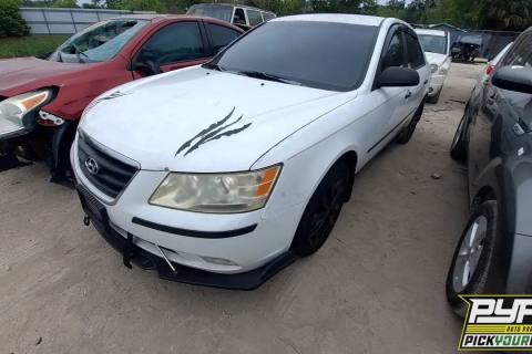 Photo of 2010 Hyundai Sonata