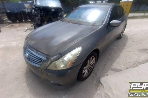 Photo of 2010 Infiniti G37