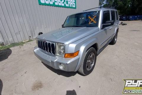 Photo of 2010 Jeep Commander