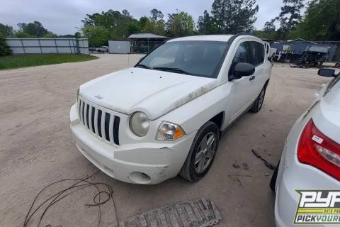 Photo of 2010 Jeep Compass