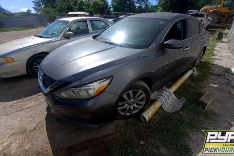 Photo of 2016 Nissan Altima