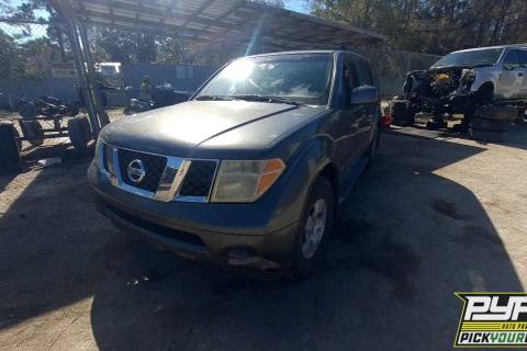 Photo of 2005 Nissan Pathfinder