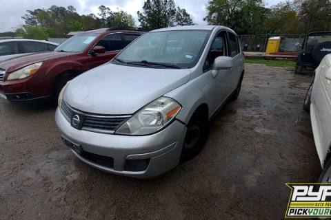 Photo of 2009 Nissan Versa