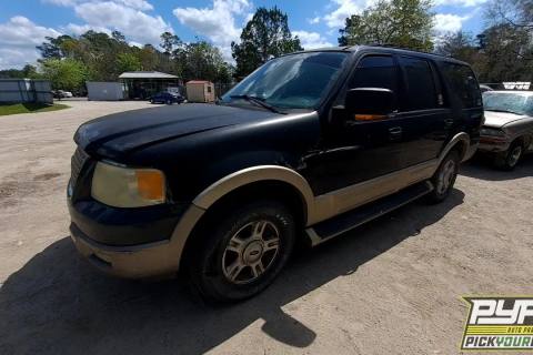 Photo of 2004 Ford Expedition