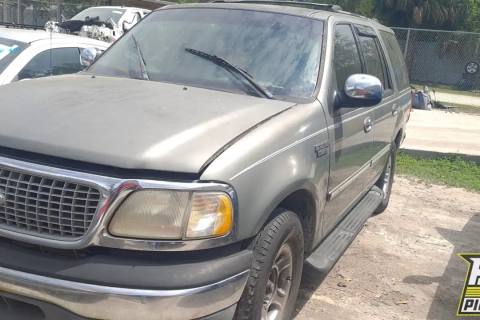 Photo of 1999 Ford Expedition
