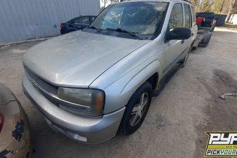 Photo of 2005 Chevrolet Trailblazer