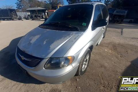 Photo of 2003 Chrysler Town & Country