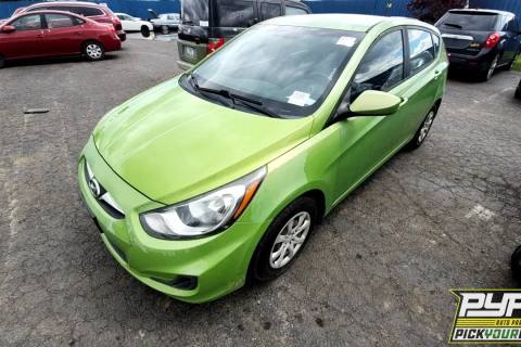Photo of 2013 Hyundai Accent
