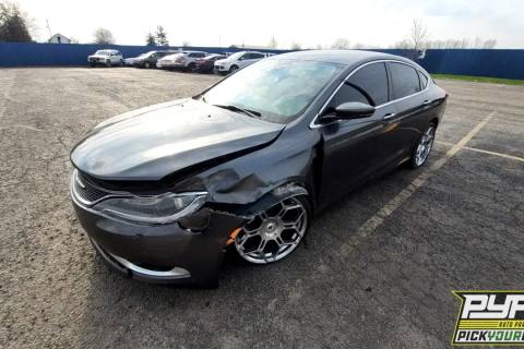Photo of 2015 Chrysler 200