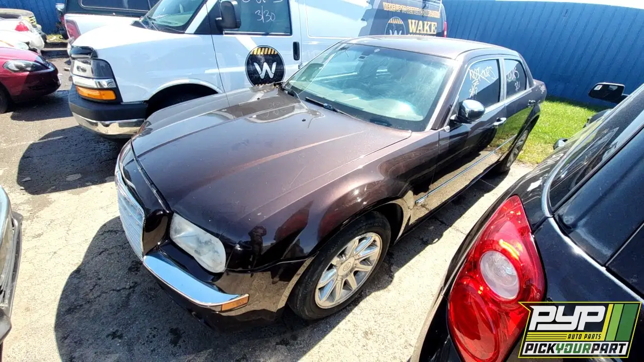 Photo of 2005 Chrysler 300