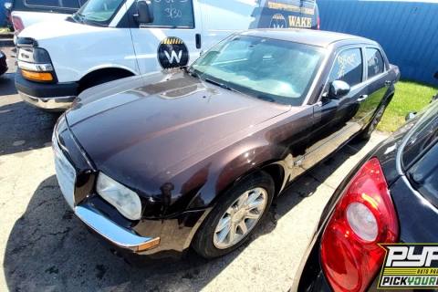 Photo of 2005 Chrysler 300