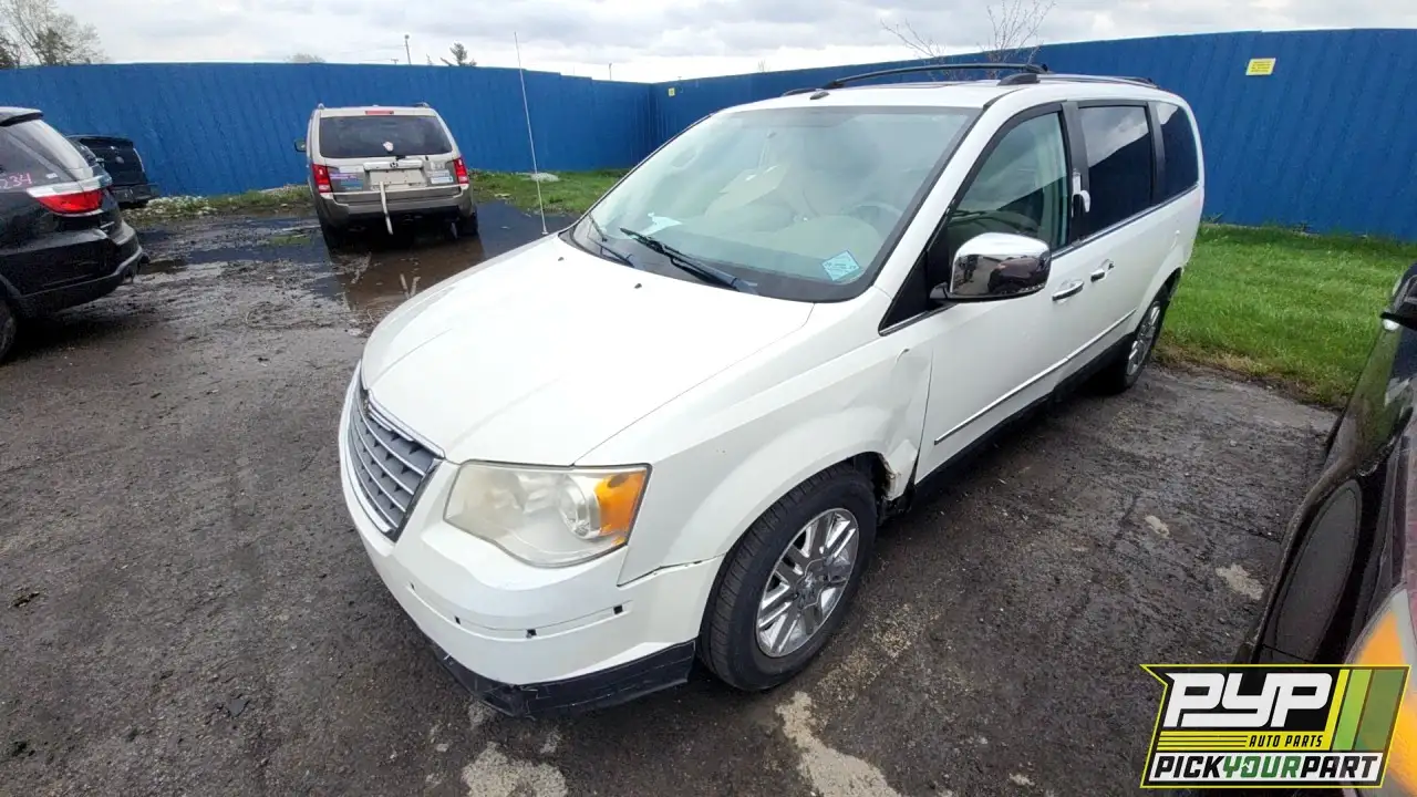 Photo of 2008 Chrysler Town & Country