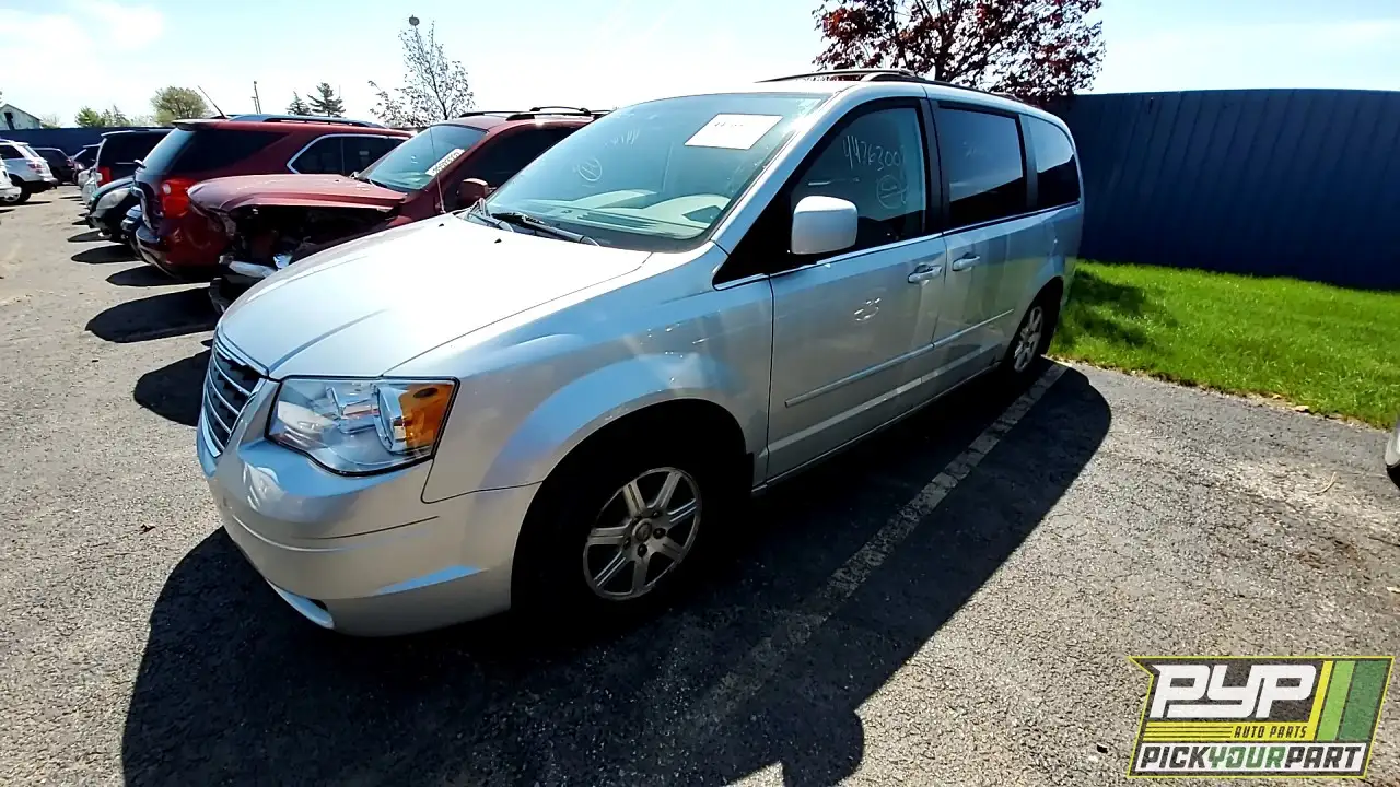 Photo of 2008 Chrysler Town & Country