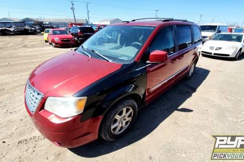 Photo of 2009 Chrysler Town & Country