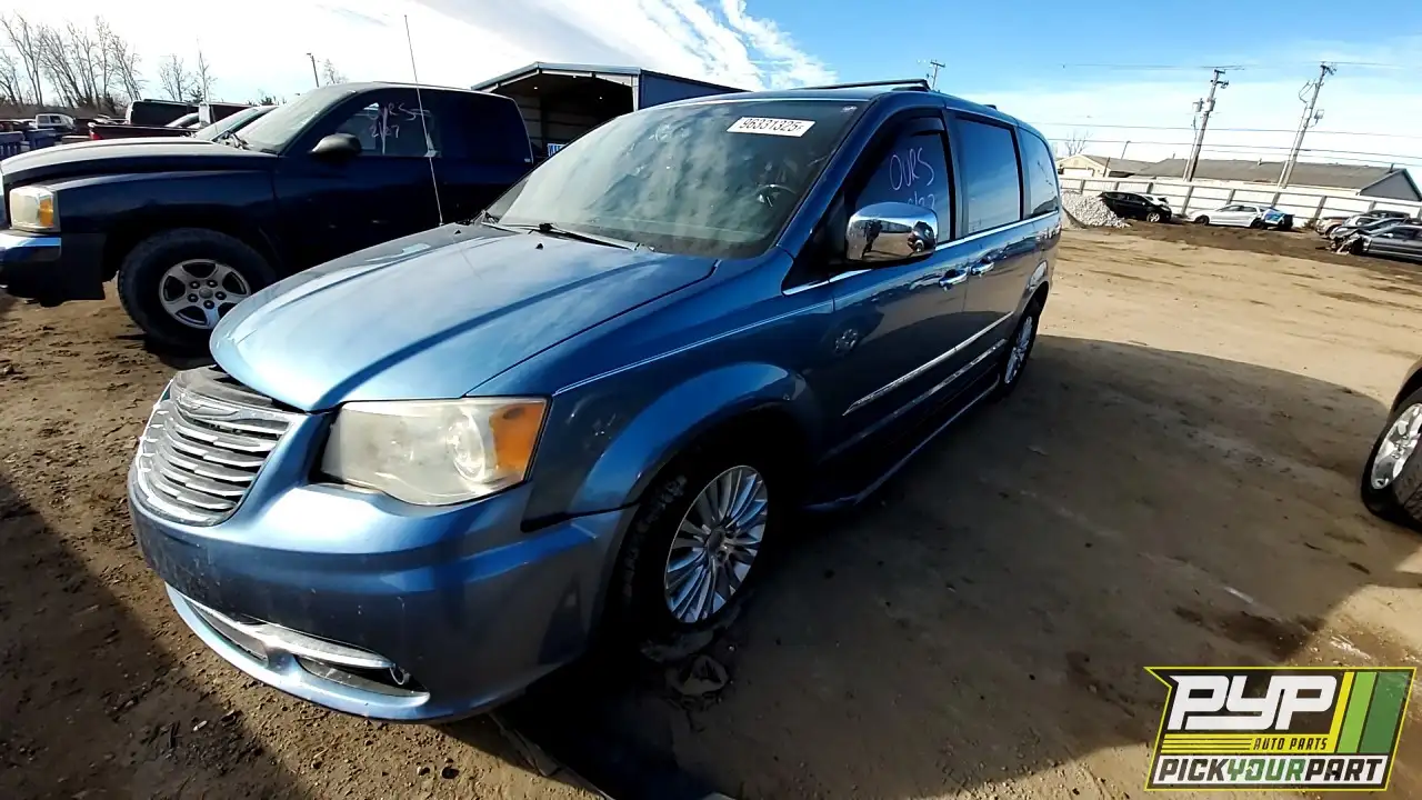 Photo of 2012 Chrysler Town & Country