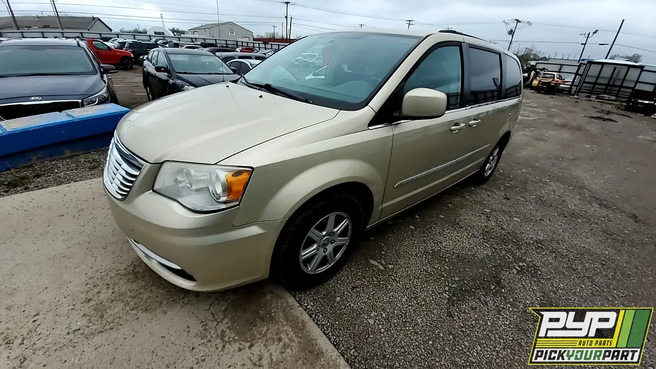 Photo of 2012 Chrysler Town & Country