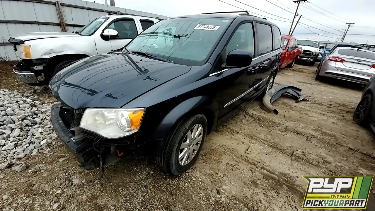 Photo of 2013 Chrysler Town & Country