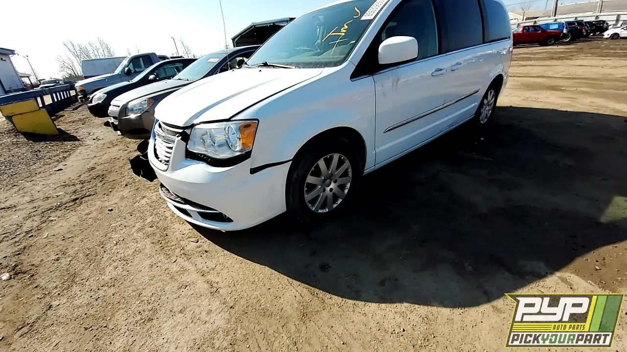 Photo of 2015 Chrysler Town & Country
