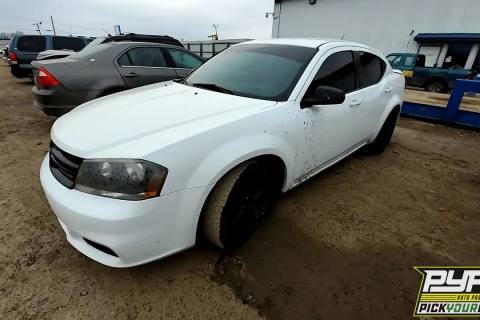 Photo of 2014 Dodge Avenger