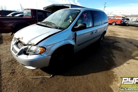 Photo of 2005 Dodge Caravan