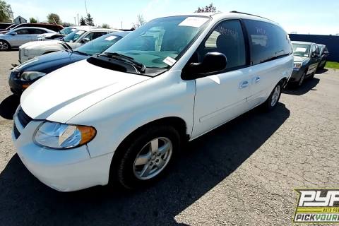 Photo of 2005 Dodge Grand Caravan
