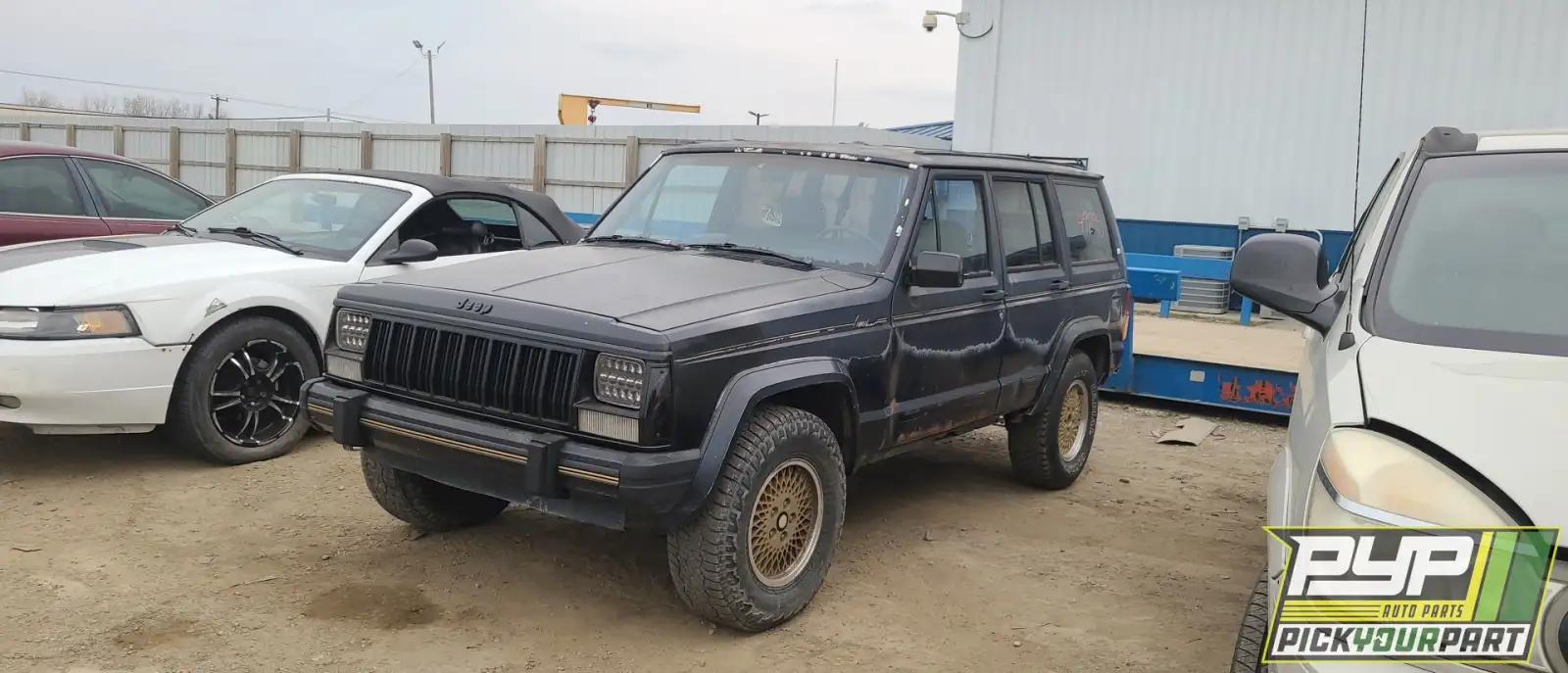 Photo of 1990 Jeep Cherokee