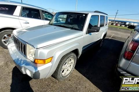 Photo of 2008 Jeep Commander