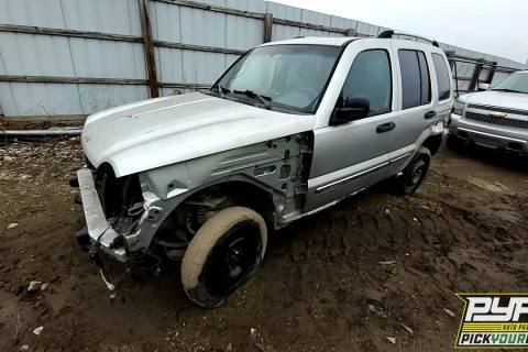 Photo of 2005 Jeep Liberty