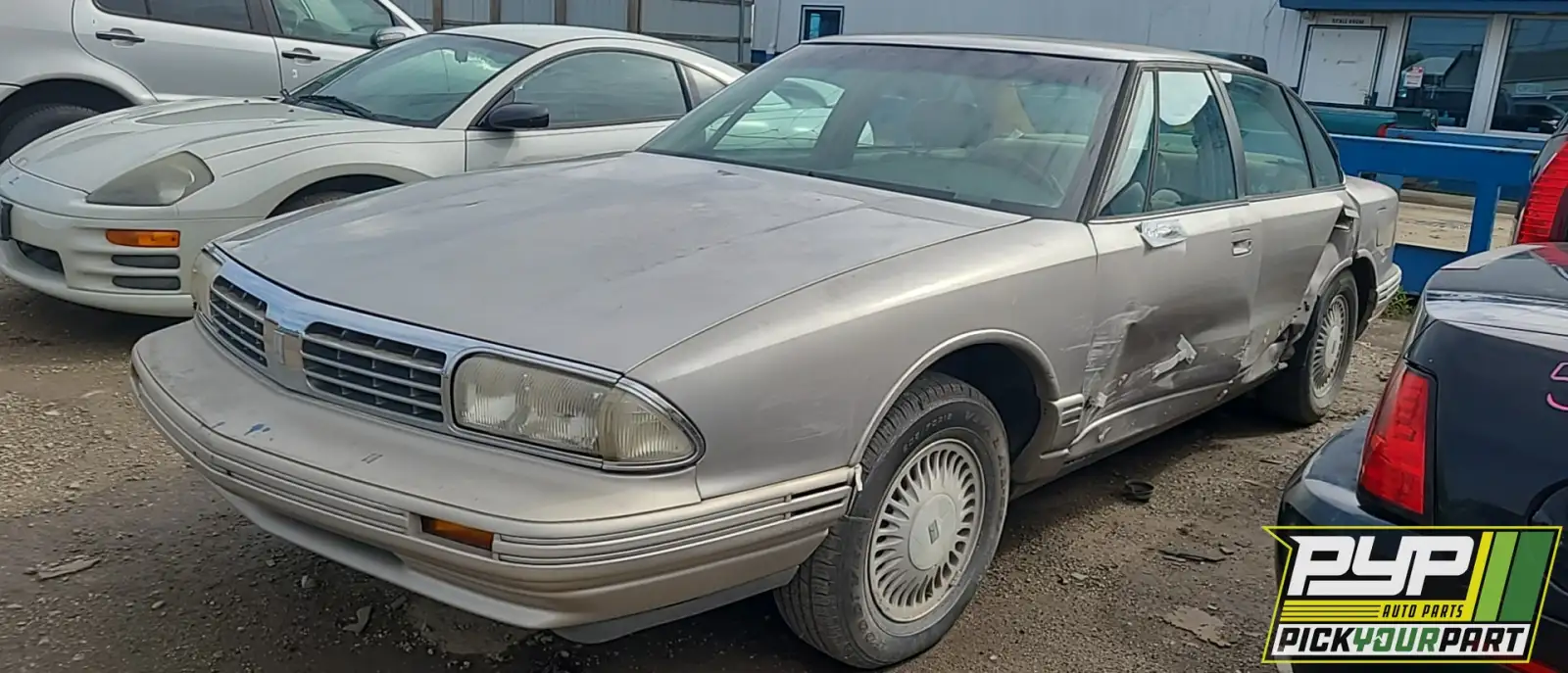 Photo of 1997 Oldsmobile Regency