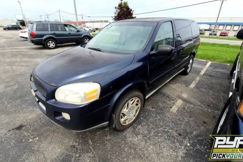 Photo of 2005 Chevrolet Uplander