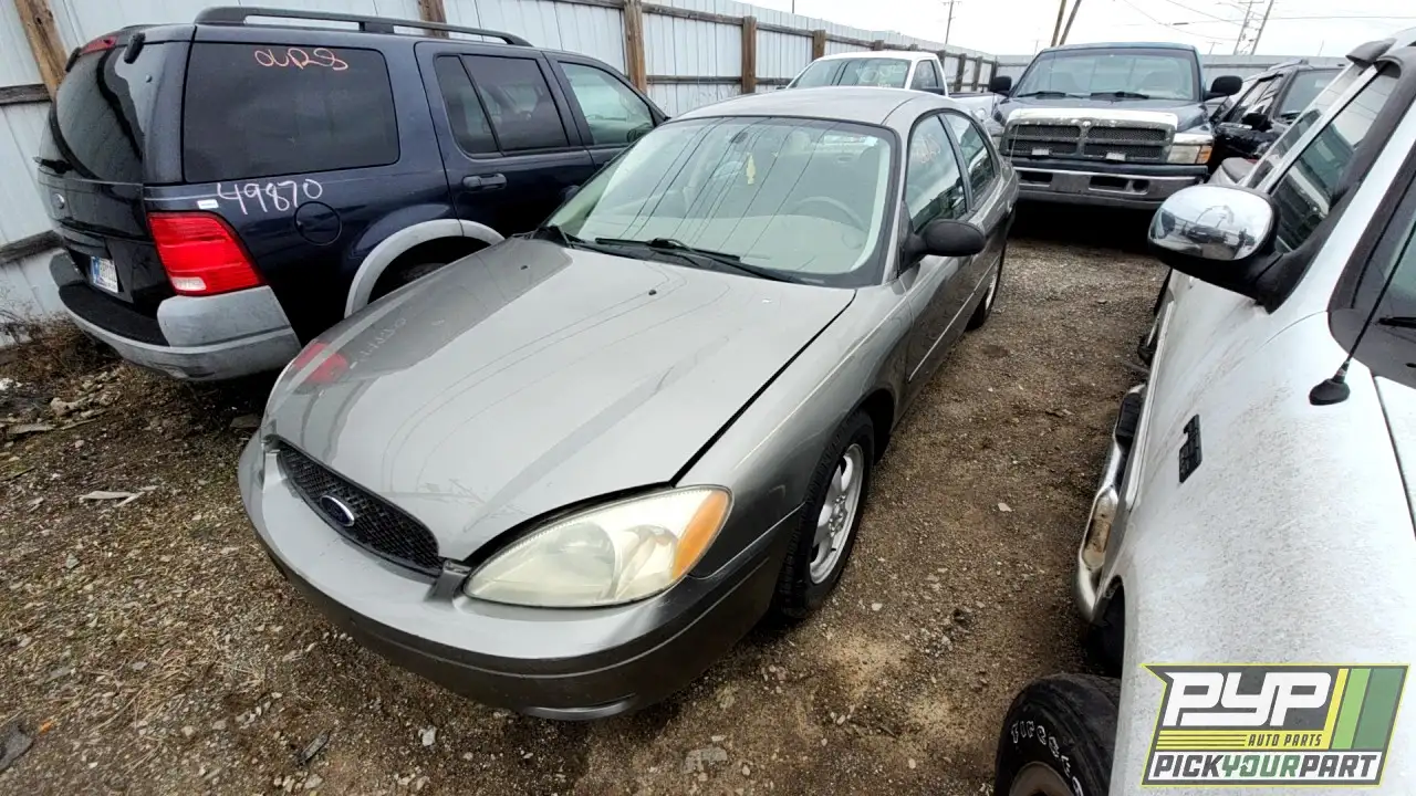 Photo of 2004 Ford Taurus