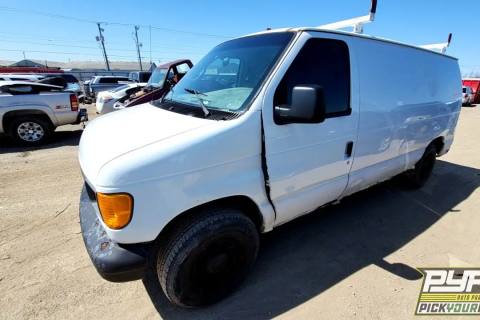 Photo of 2006 Ford E-150