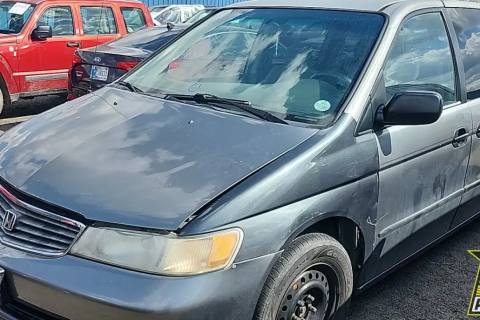 Photo of 1999 Honda Odyssey