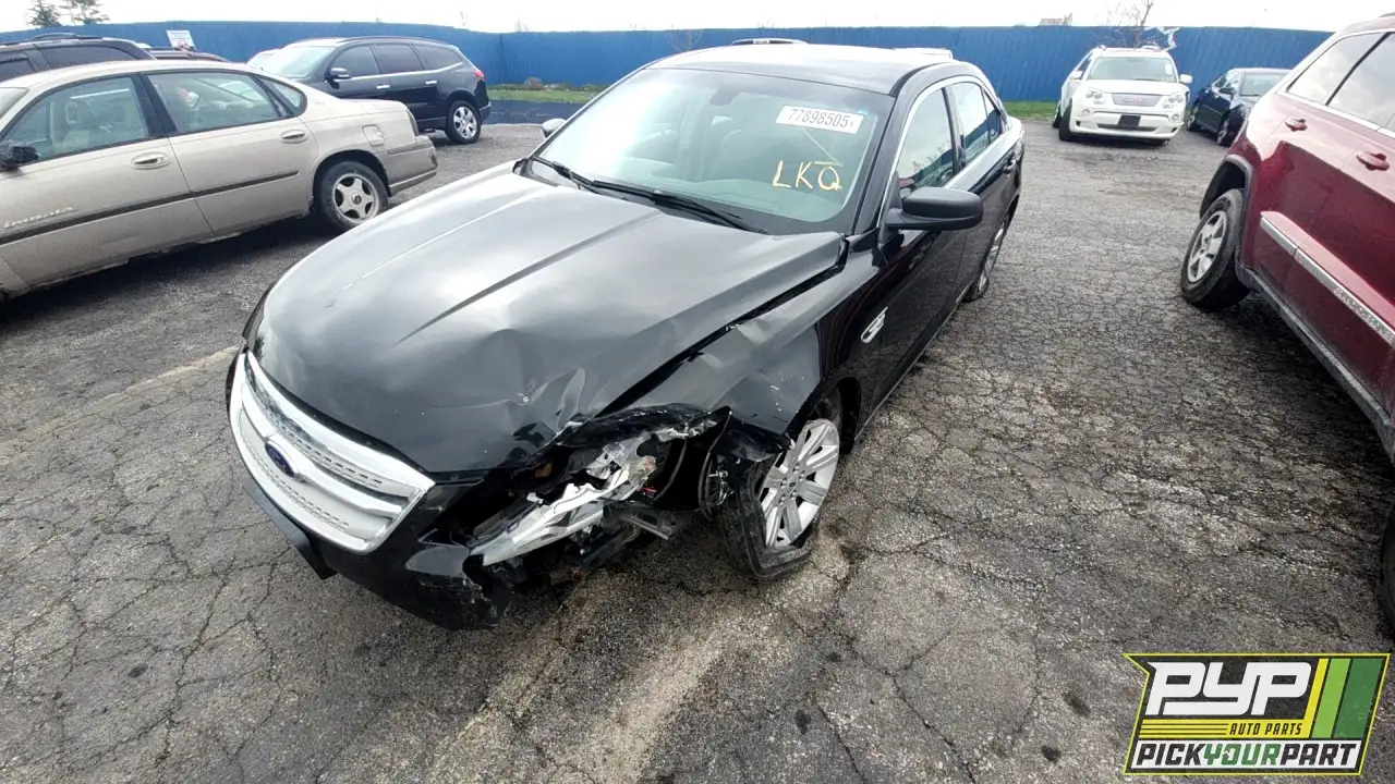 Photo of 2010 Ford Taurus
