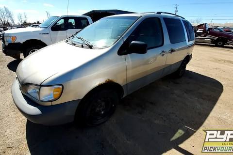 Photo of 2000 Toyota Sienna